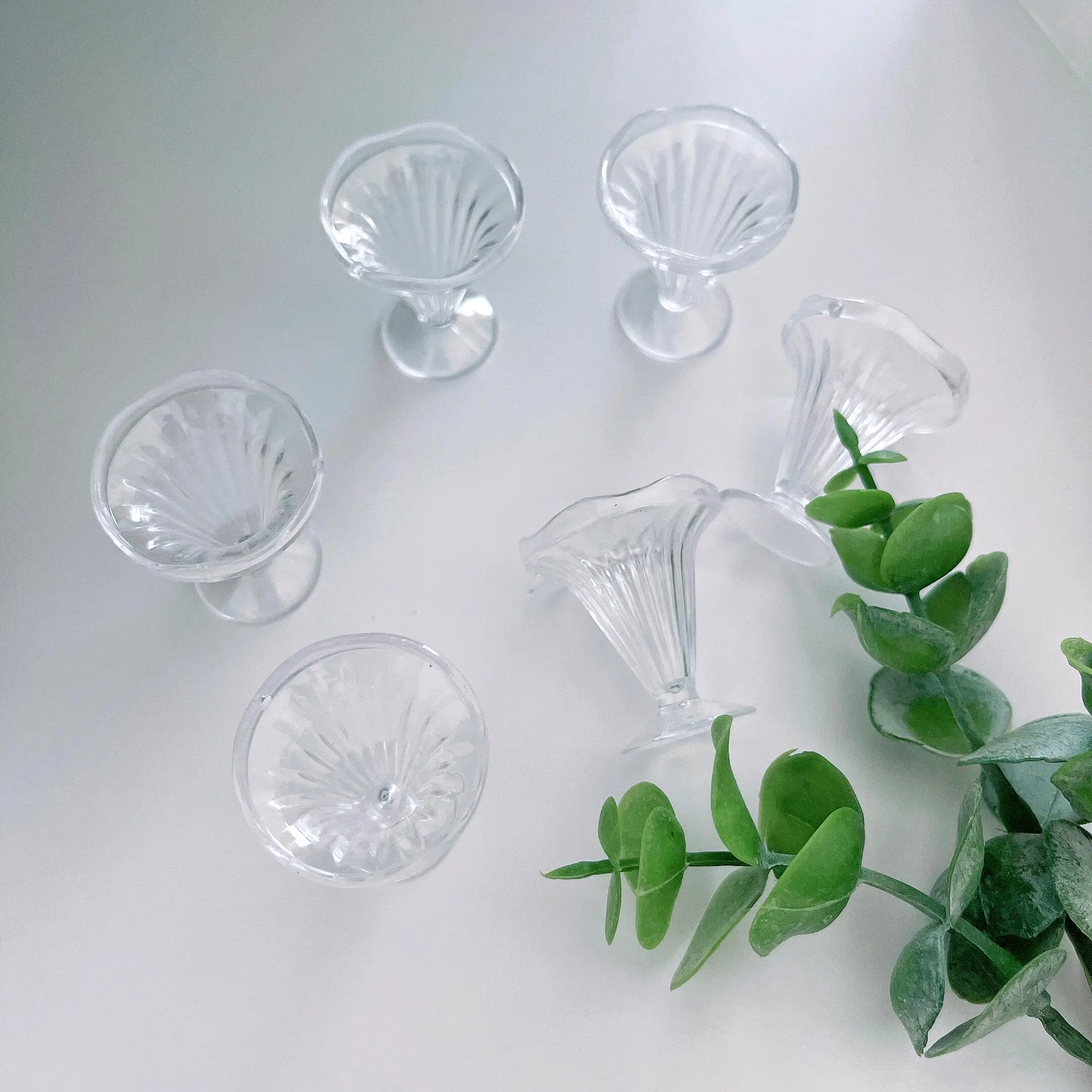 20 unids/lote Mini vasos de vidrio falso, manualidades de simulación DIY, modelo de taza de plástico transparente, accesorios de fotografía, decoración de muñeca transparente