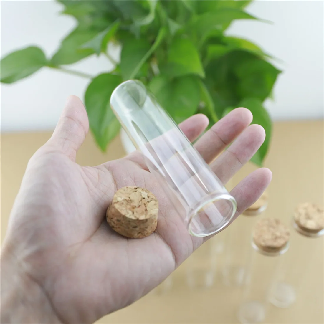 

24pcs/lot 30*120mm 60ml Cork Stopper Mini Glass Bottle Spicy Storage Bottle Container Glass Jars Vials DIY Craft