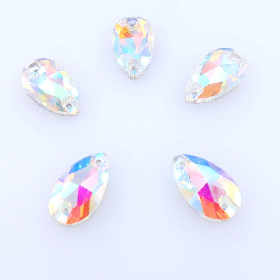 AB Farben Schlanke Wassertropfenform Glaskristalle mit Flacher Rückseite Zwei Löcher 5 Größen Kristalle zum Aufnähen auf Kleidung Schuhe Hochzeitskleid DIY – Detail 4