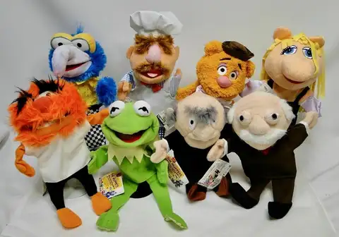 The Muppets Puppet Kermit Frog Fozzie Bear Swedish Chef Miss Piggy Gonzo WALDORF Plush Stuffed 28cm Hand Puppets Baby Kids  Toys