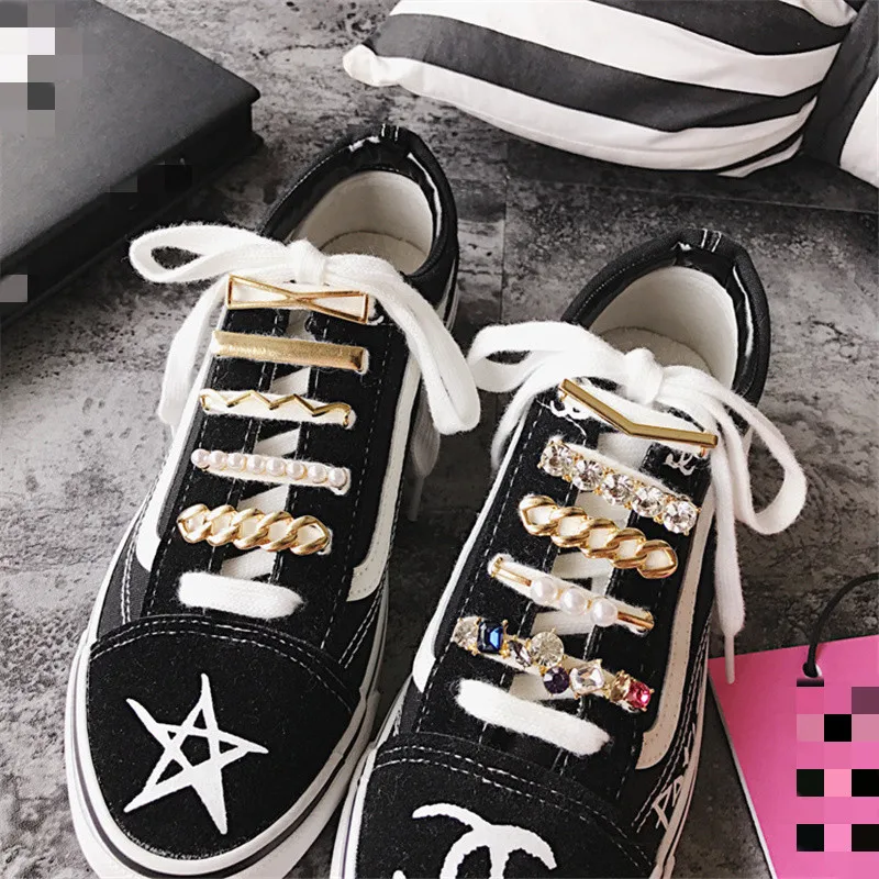 1pcs Shoelaces Clips Decoration Shoelace Buckle Sneaker Jewelry Pearl Shiny Rhinestones Women Girl Shoe Laces Decorative