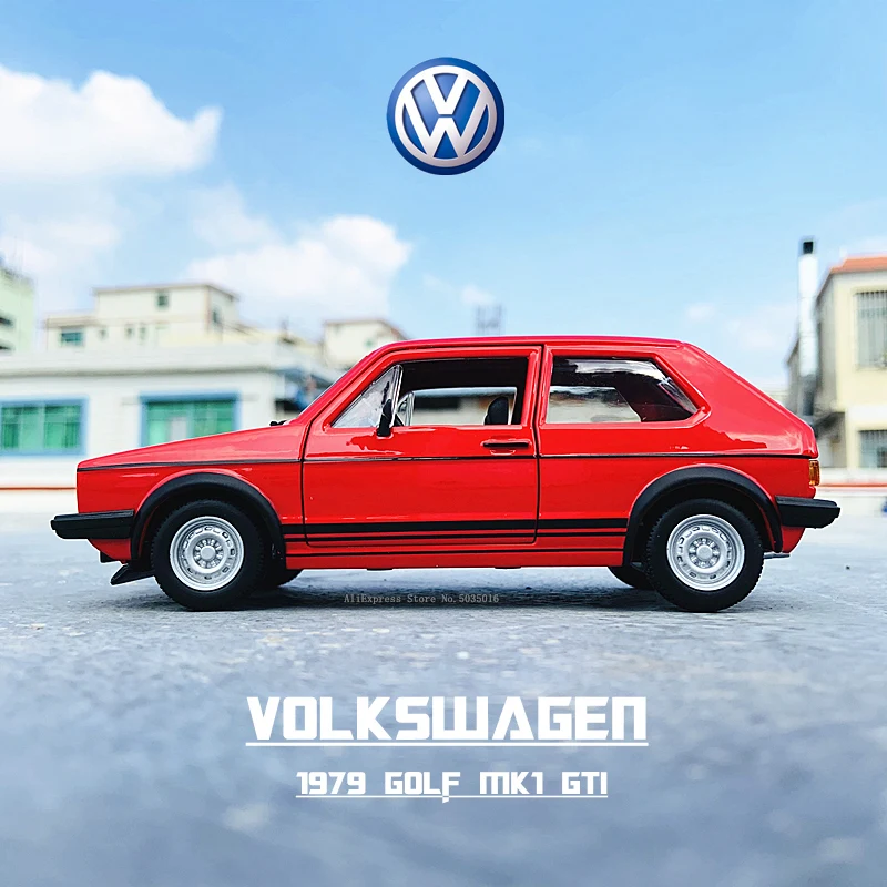 Bburago 1:24 폭스바겐 1979 골프 GTI MK1 시뮬레이션 합금 자동차 모델 공예 장식 컬렉션 장난감 도구 선물