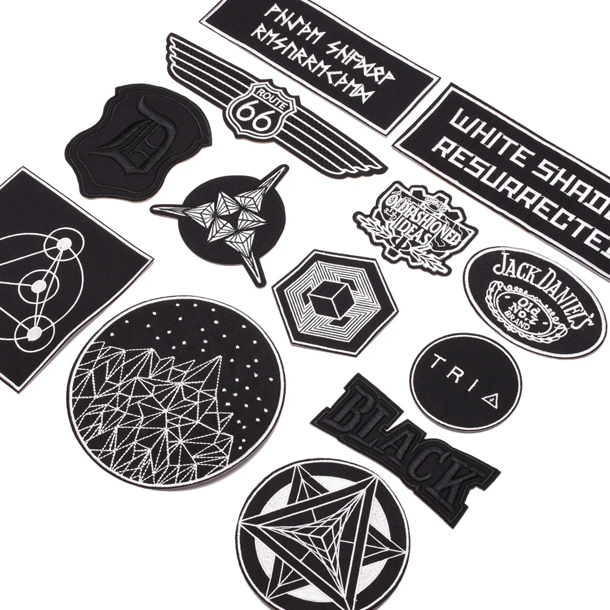 High Quality Black and White Cool Embroidery Stitching Ironing Patch DIY Clothes Pants Sportswear Decoration Accessories