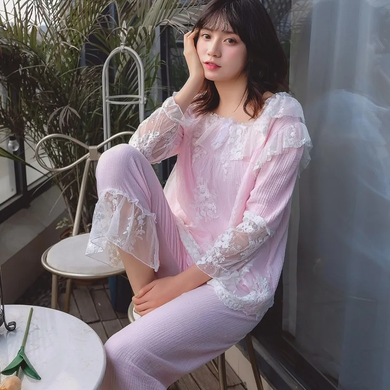 

New lovely lace princess lady spring and autumn Korean version of the palace sleepwear long-sleeved cotton casual home suit