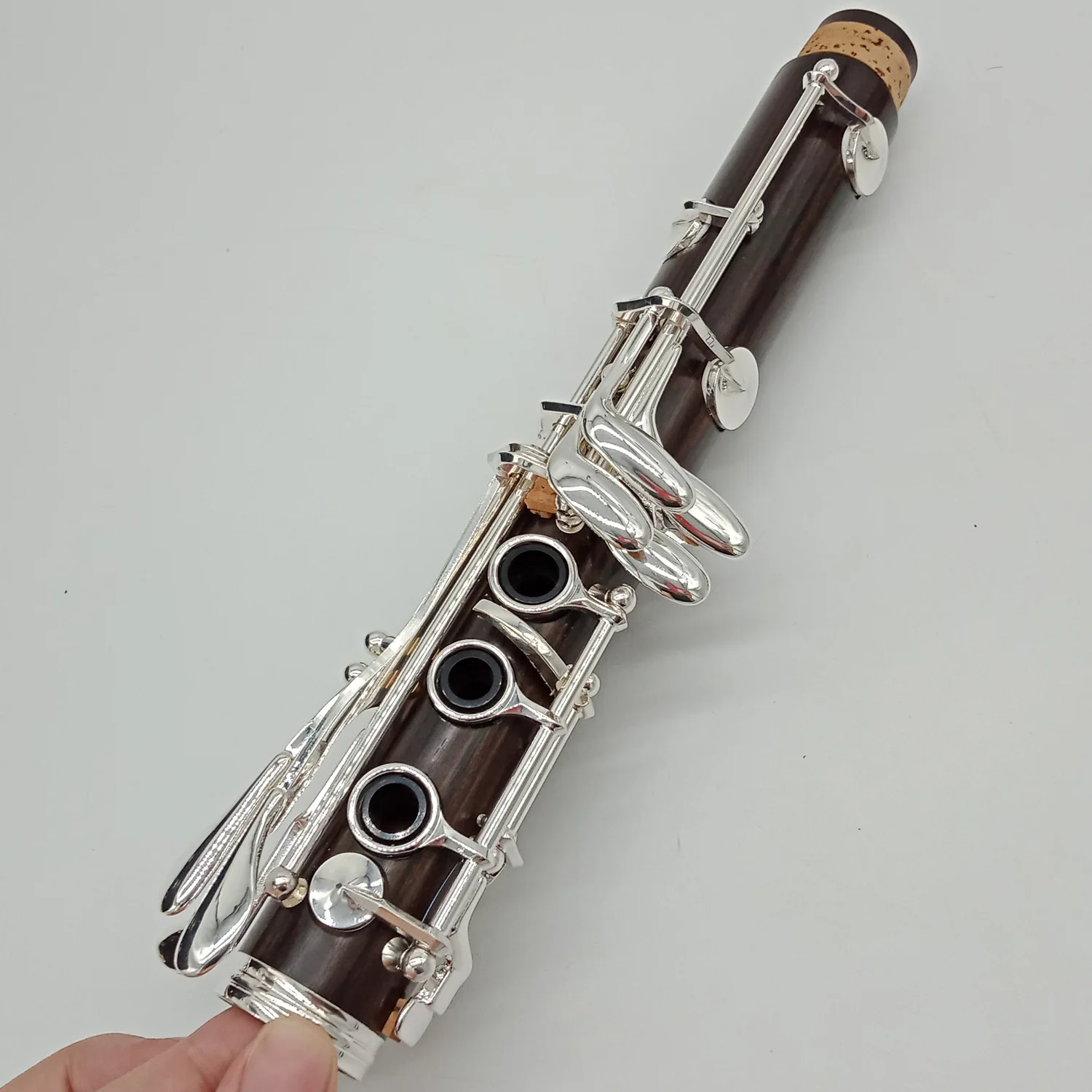 Free Shipping Music Fancier Club Ebony Wood Bb Clarinets E12F Student Clarinets Silver Plated Keys 17 Keys Included Mouthpiece