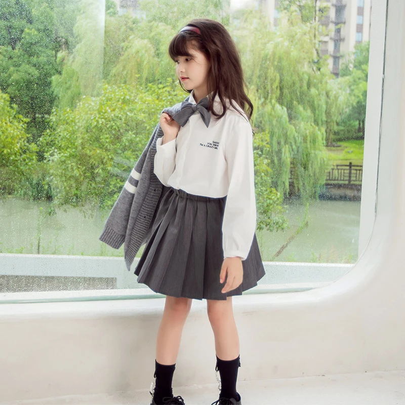 Sommer Japanischen Mädchen Nette Jk Uniform Schule Weiß Lange Ärmeln Hemd Taste Strickjacke Bogen Krawatte Grau Plissee Rock Anzug Casual mädchen