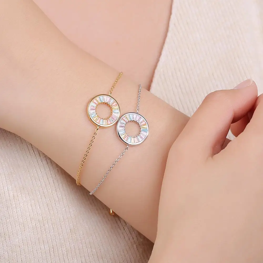 2020 New Women's Fashion Copper Bracelet Elegant Simple Hollow Out Round Circel Colorful Zircon Hand Chain Best Gift for Friend