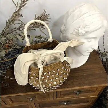 Hand Embellished Straw Bag With Pearl Ladies Woven Basket Straw Bag With Diamonds Messenger Bag For Women Handbags and Purses