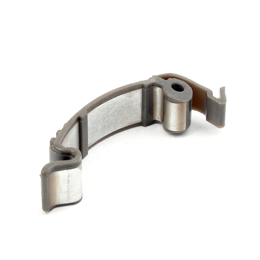 Clip fibbia coperchio superiore per 359 435 435E 440E 445 sega a catena coperchio cilindro superiore Clip fibbia benzina sega ricostruzione parte
