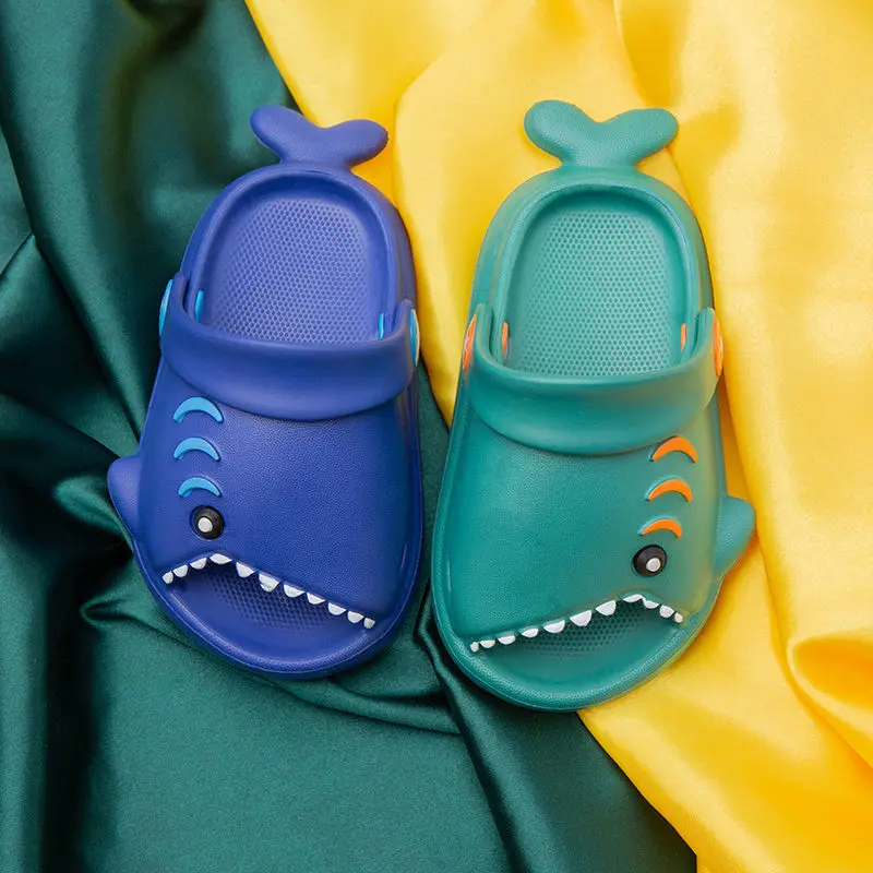 Unique Shark Shape Children\'s Slippers Summer Baby Non-slip Cute Indoor and Outdoor Beach Shoes Cartoon Clogs Kid Shoes For Girl