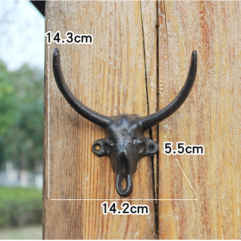 Vintage Bull Head Cast Iron Wall Hook With 2 Hangers American Country Farm Accents Home Garden Decor Wall Mounted Keys Hooks