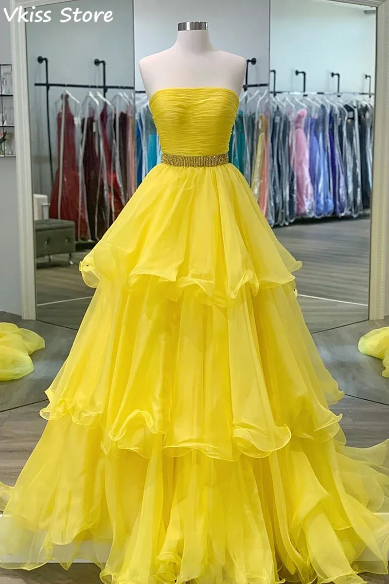 Bright Yellow Evening Dress Strapless Beads Tiered A-line Sweep Train For Graduate Sleeveless Tulle Prom Dress vestidos formales