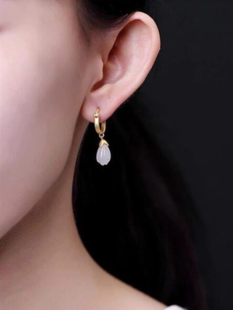 Natural White jewelry Rough Stone Earrings Simple and Fashionable Women's Earrings Earrings Crystal Flower Jewelry High-end Luxu