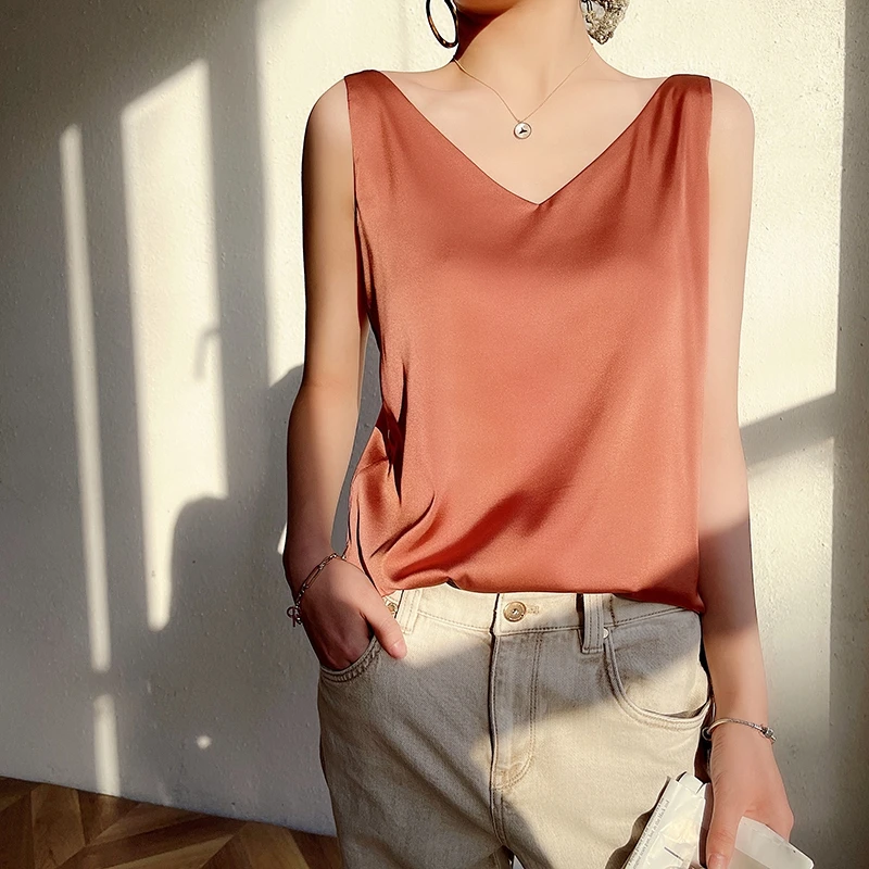 Summer Tank Top Artificial Silk Satin Thin Smooth Camis V-Neck Spaghetti Straps Backless Women Silky Cool Feminine Sleeveless