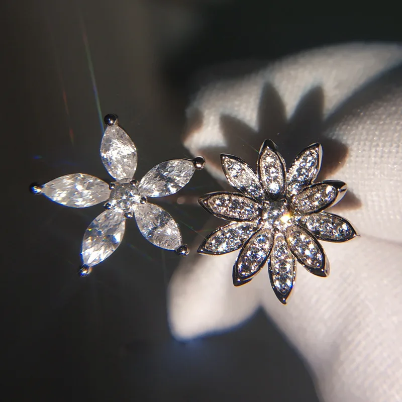 

Luxury S925 Silver Color Stackable Flower Rings For Women Shape Big Zircon Stone Daisy Finger Wedding Engagement Fine Jewelry