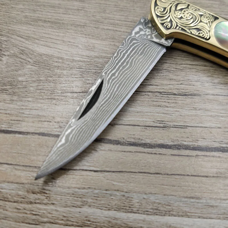 Cuchillo plegable de bolsillo de hoja de acero de Damasco hecho a mano de gran tamaño, latón amarillo + mango de concha de abulón, cuchillo utilitario