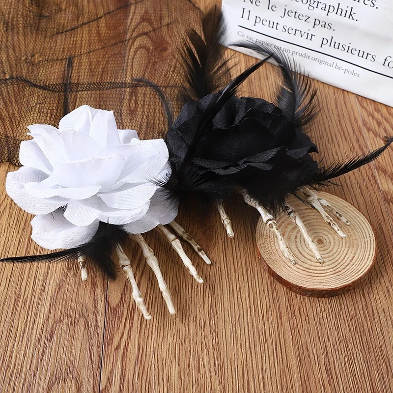 

2021 New Fashion Pins Halloween Ghost Costume Props Hand Hairpin Head Hair Accessories for Women Men Cosplay Prop Halloween Gift