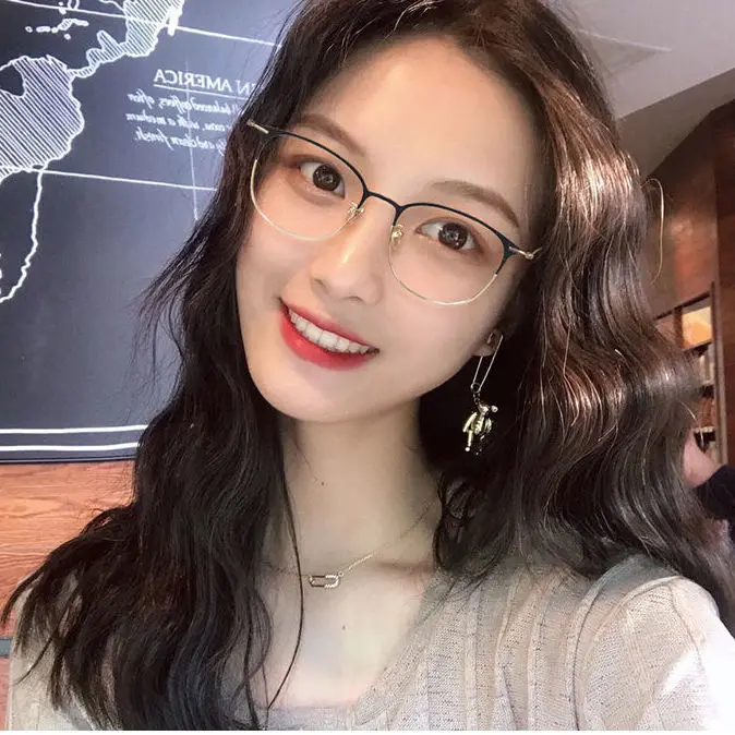 Fashion unisex square Plain glasses for men women Metal frame glasses for party eyeglasses Gentle Black eyebrow frame image 2