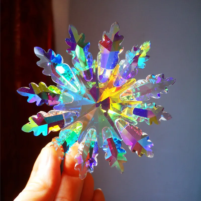 

Gorgeous Crystal Snowflake Fashion Sun Catcher Cute Wedding Party Decoration Lady Car Accessories Hanging Ornament Amulet Clover