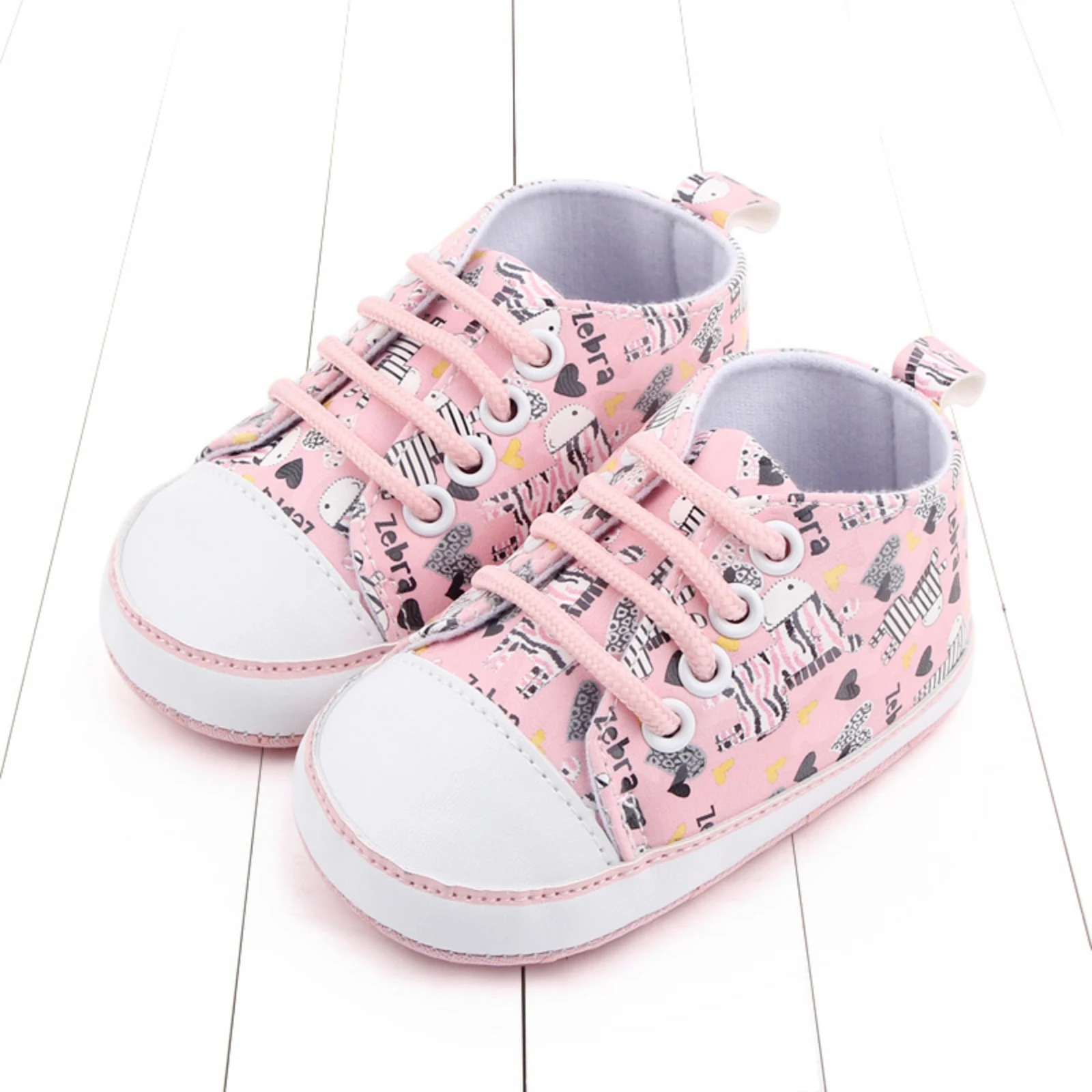 Jlong Baby Boys Girls Anti-Slip Shoes Casual Heart Printed Sneakers Toddler Soft Soled First Walkers 0-18 Months