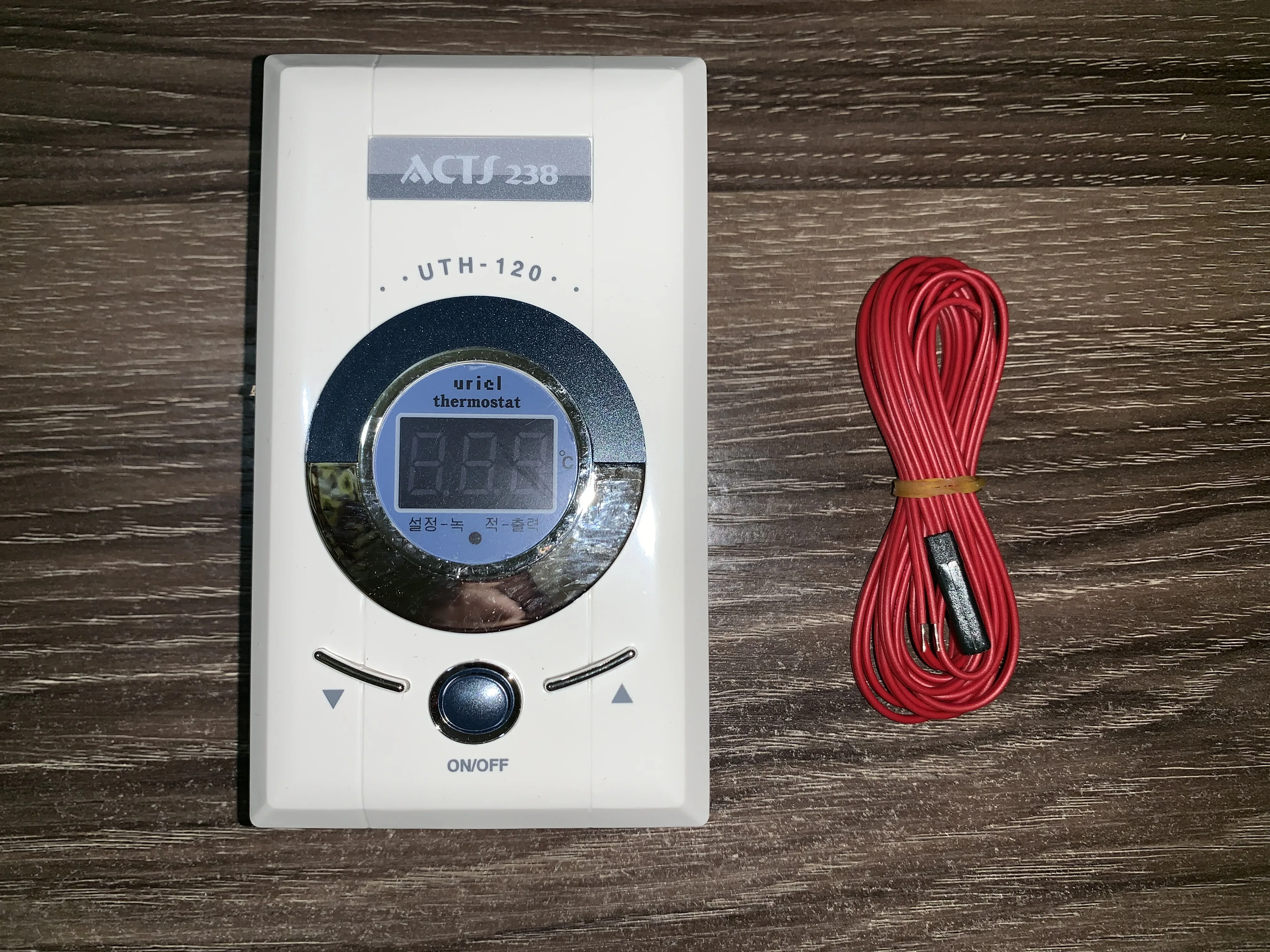 

Floor temperature controlled switch electric heating film thermostat geothermal power uth-120