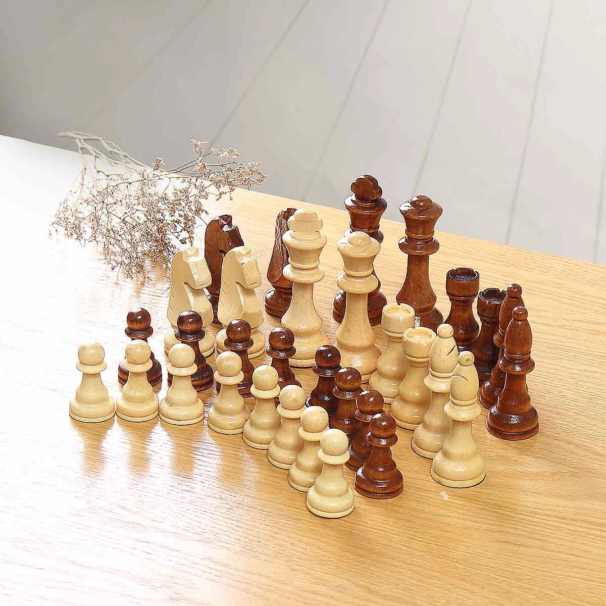 32 Piece Wooden International Chess Pieces Set Without Chessboard Board Game Funny Game Chessmen Collection Portable Board Game