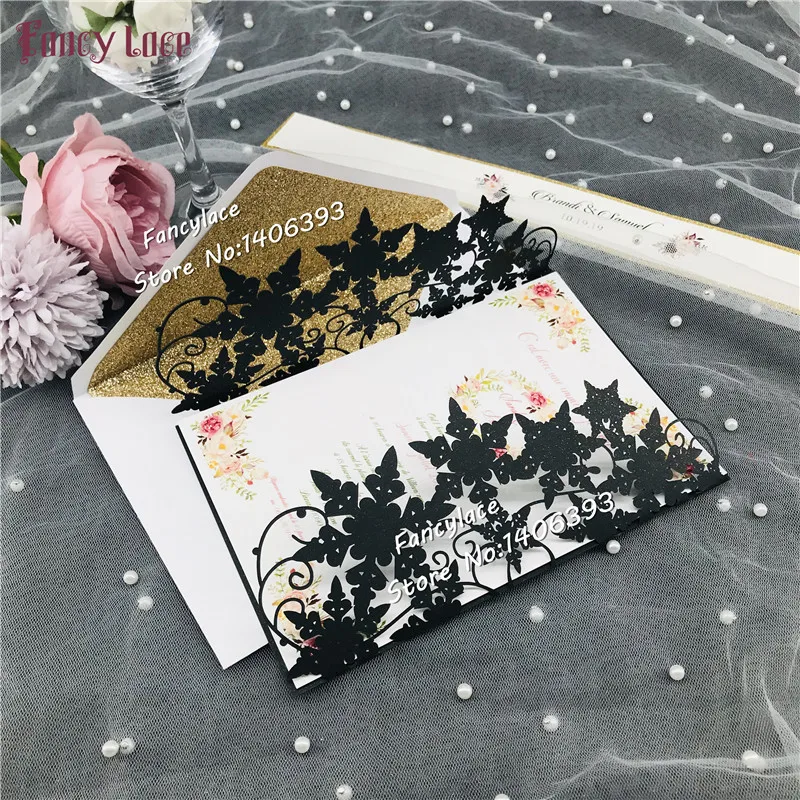 

50pcs New Laser Cut Snowflake Design New Wedding Invitations Cards with glitter envelopes customized text Wedding Party cards