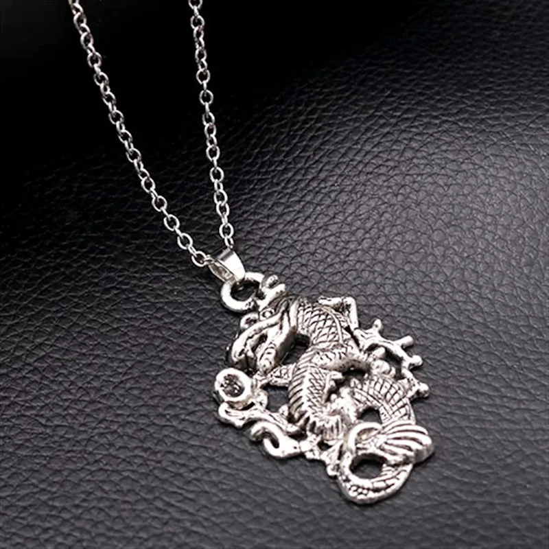 1pcs Silver Plated Flying Dragon Pendant Necklace Retro DIY Charm Man and Woman Stainless Steel Necklace Handicraft Findings