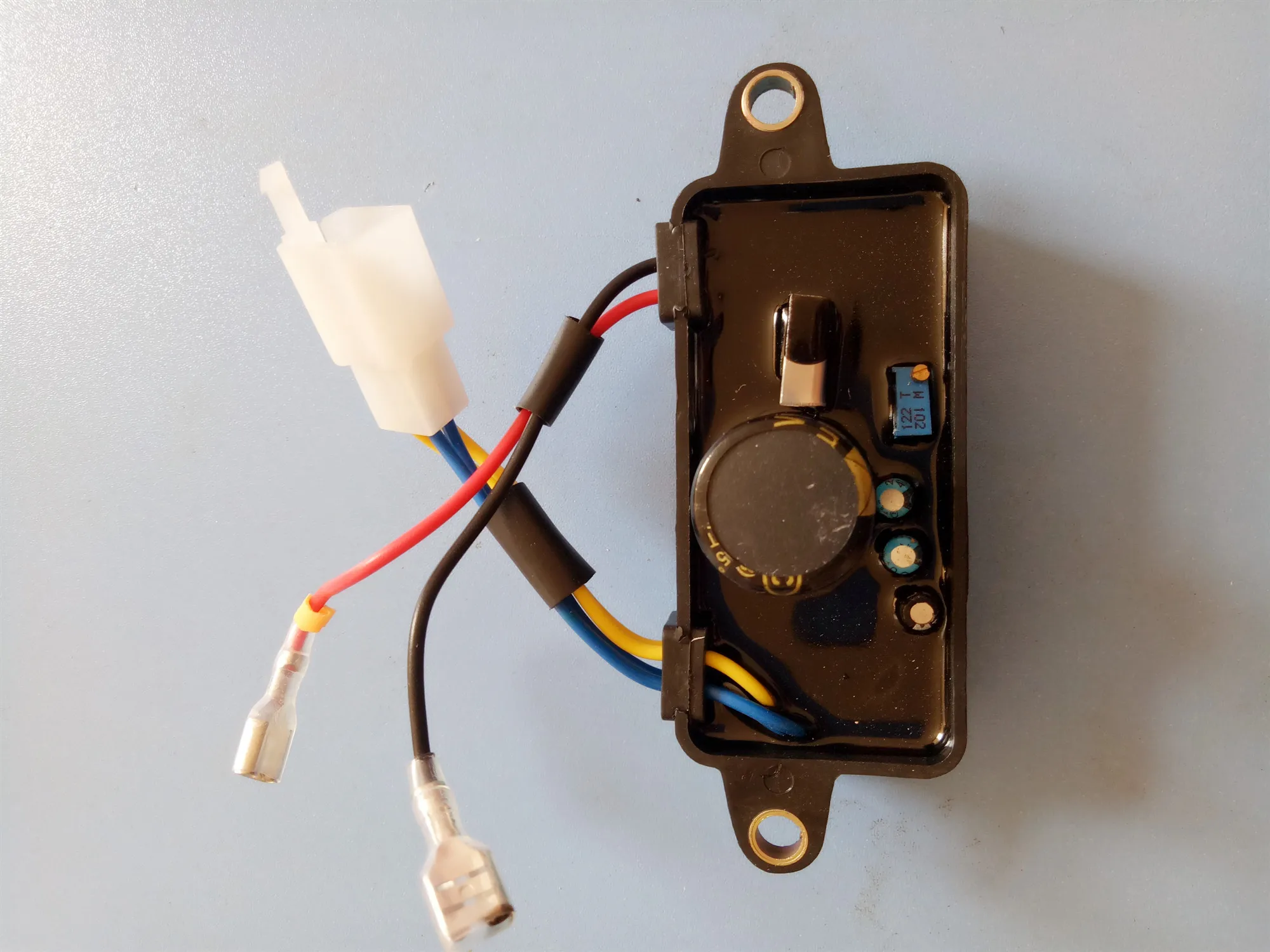 

Автоматический регулятор напряжения на запчасти генератора, AVR 2KW 2.5KW 3kw 220V однофазный генератор AVR наивысшего качества
