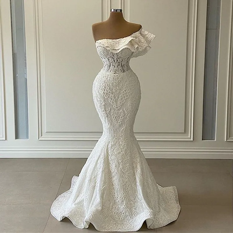 Romantic One Shoulder Pearls Lace Mermaid Wedding Dress 2021 Luxury Ruffles 3D Lace Wedding Bridal Gowns Robe de Mariage