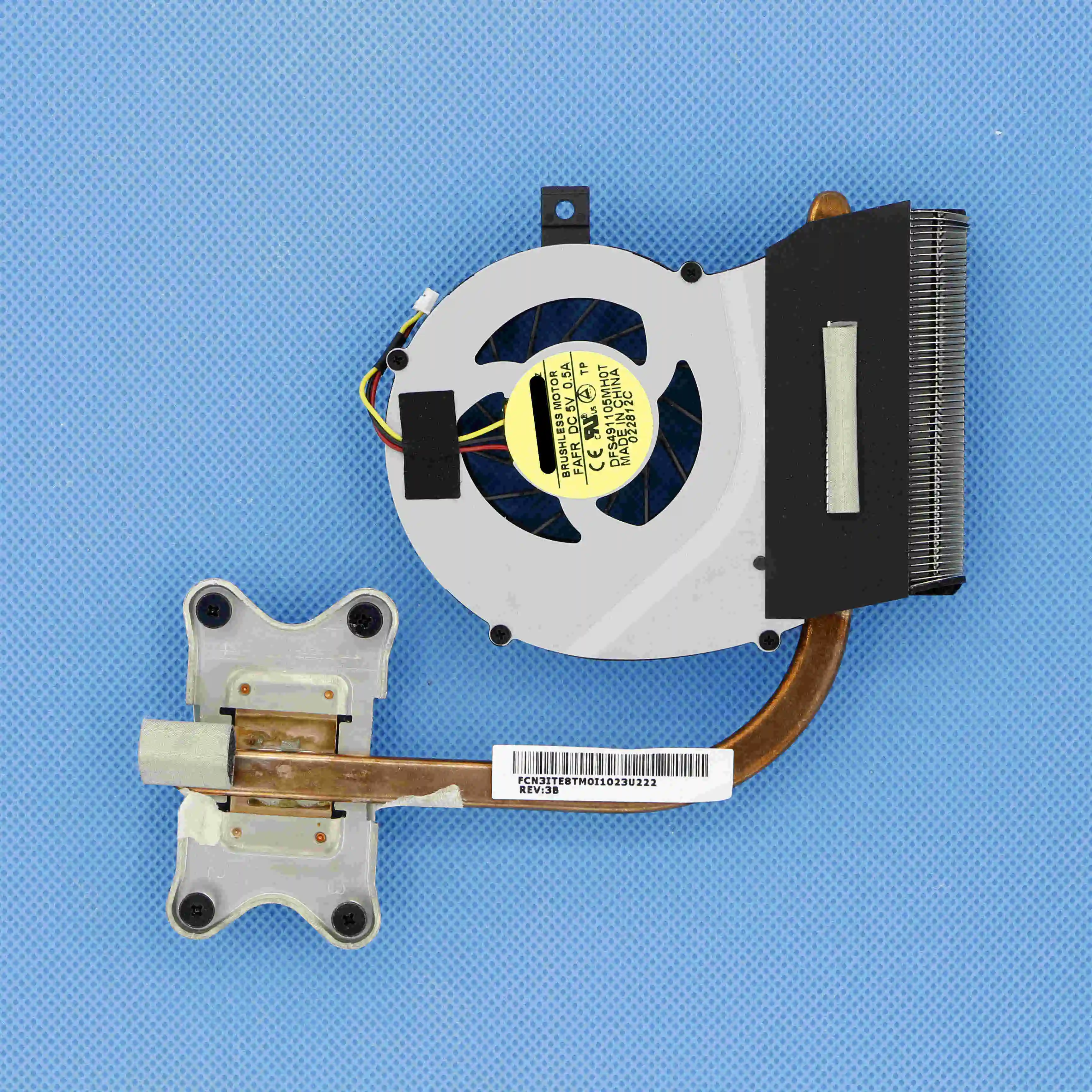 

A000093460 Genuine New Heat-sink Thermal Module UMA w/ Cooling Fan FCN3ITE8TM0I10 for Toshiba Satellite L700D UMA Laptop