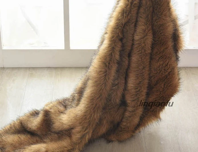 High-end imitation fox fur fabric, dyed tip thickened imitation fur garment jacket fabric