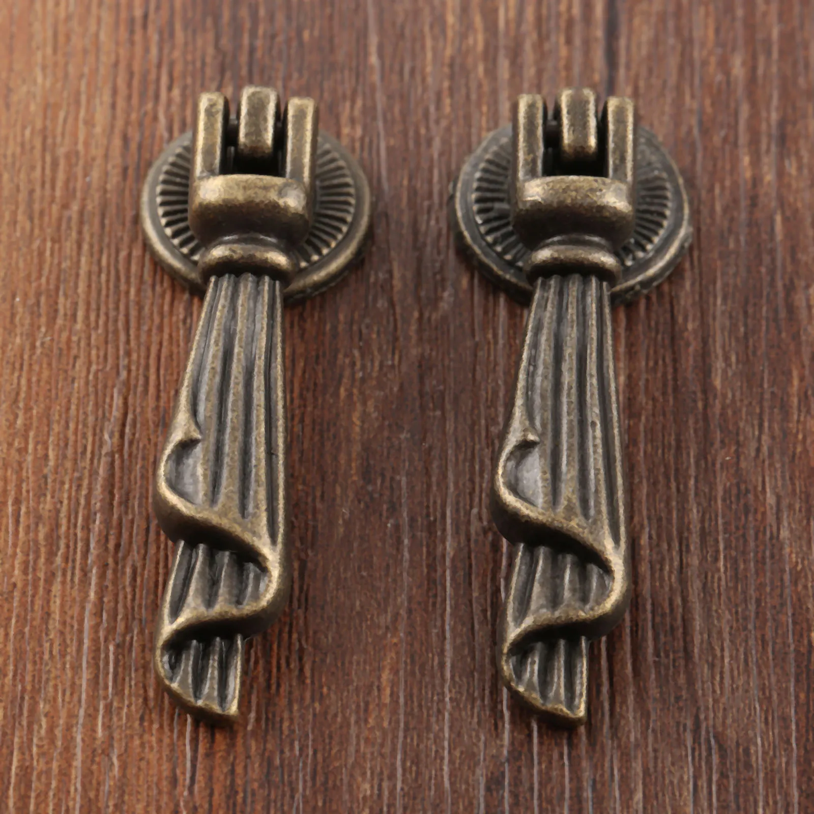 2Pcs Antique Furniture Handle Vintage Cabinet Knobs and Handles Kitchen Drawer Wardrobe Cupboard Grip Pull Knobs w/Screw 19x60mm