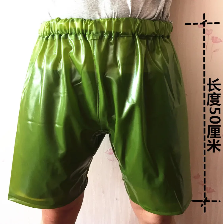 Pantaloncini uomo in PVC verde impermeabili