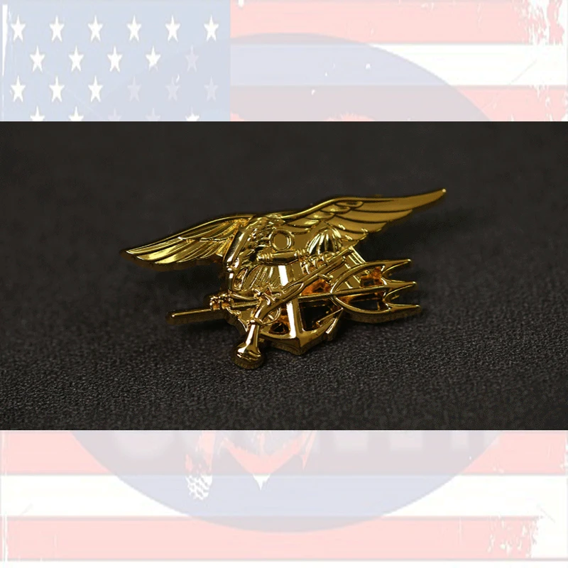 Golden American Seal Badge Fur Seal Commander Badge Skills Army Fan Metal Logo Epaulette Cap badge Emblem