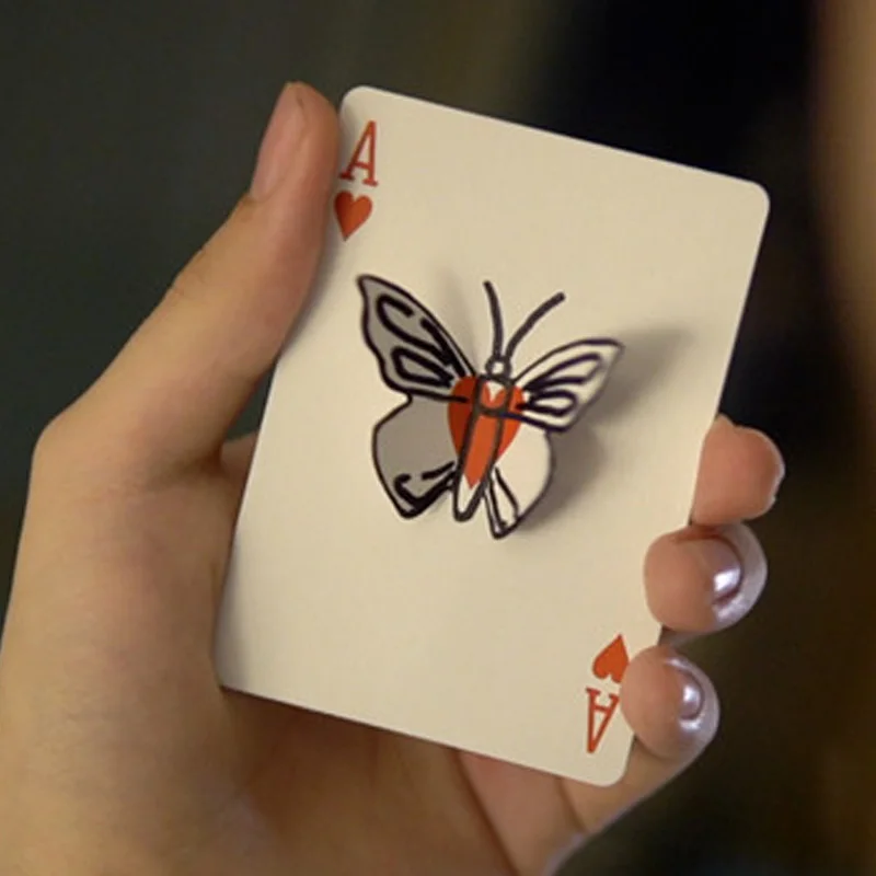 

The Butterfly Effect by Hyde Magic Tricks Card Change to Butterfly Appearing Close Up Street Illusions Gimmicks Mentalism Magia