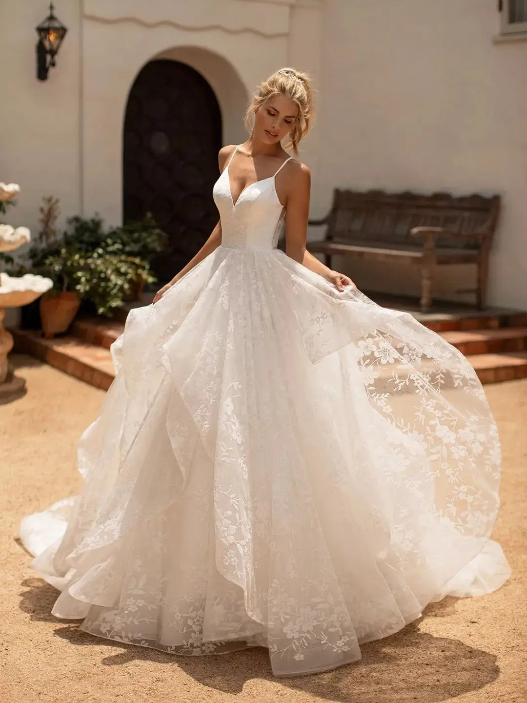 Vestido De novia blanco con apliques De tul, tirantes finos, vestidos De novia con Espalda descubierta, De encaje con volantes,