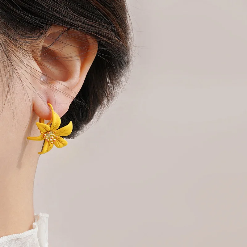 White Yellow AB Flower Earrings For Women Etrendy New Fashion Jewelry Etrendy Boho Earings Wholesale