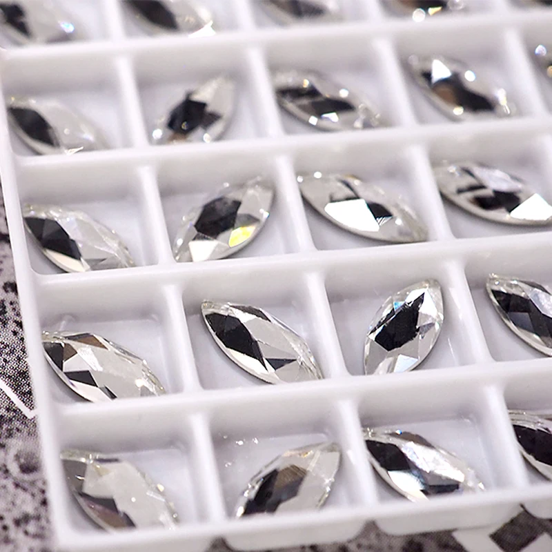 100 Stück Bunte 3,5x8mm Navette Non-Hot-Fix Strasssteine aus Kristallglas für Nagelkunst, Kleidung und Basteldekorationen – Detail 5