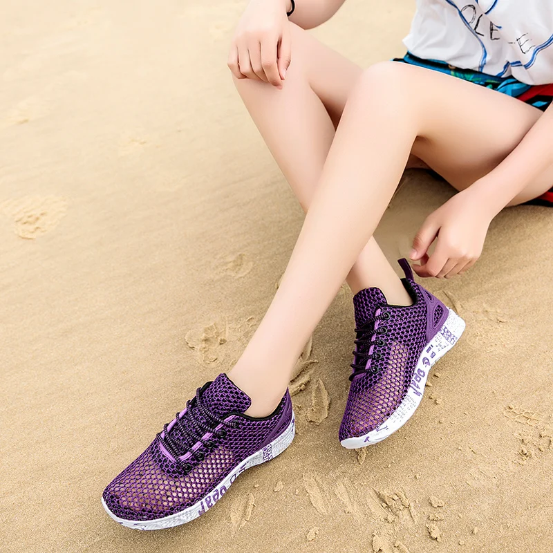 2025 Summer Women Outdoor Sports Shoes Aqua Shoes Man Canyoneering Beach Shoes Black Mesh Sneakers Water Shoes Female Sandals