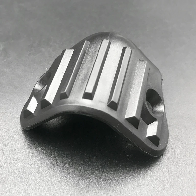 8 قطعة البلاستيك الأسود الغيتار أمبير خزانة مكبر صوت الزاوية حامي مكبر للصوت إعادة تدوير الزاوية اليمنى حماية 40JB