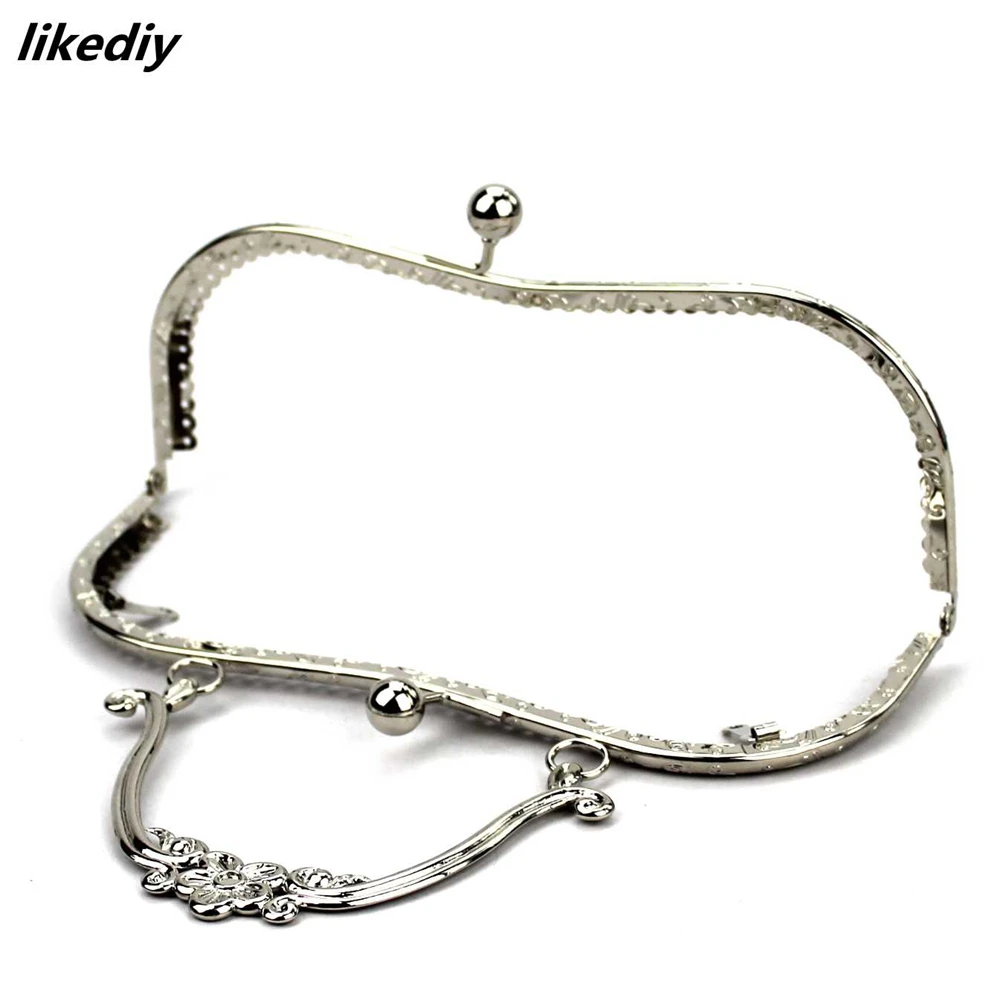 1 Piece 20.5 CM Plum Blossom Flower Pattern Vintage Metal Purse Frame Kiss Clasp Handle Bag Accessories