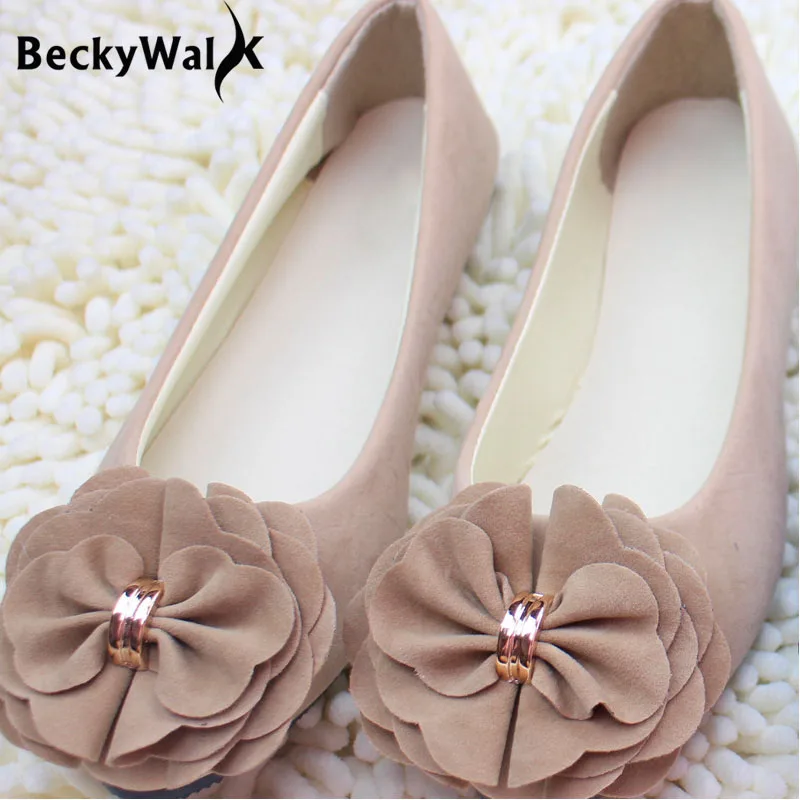 2023 single shoes female pointed shallow mouth flat shoes Korean version of the flower women\'s shoes suede comfortable   WSH2346