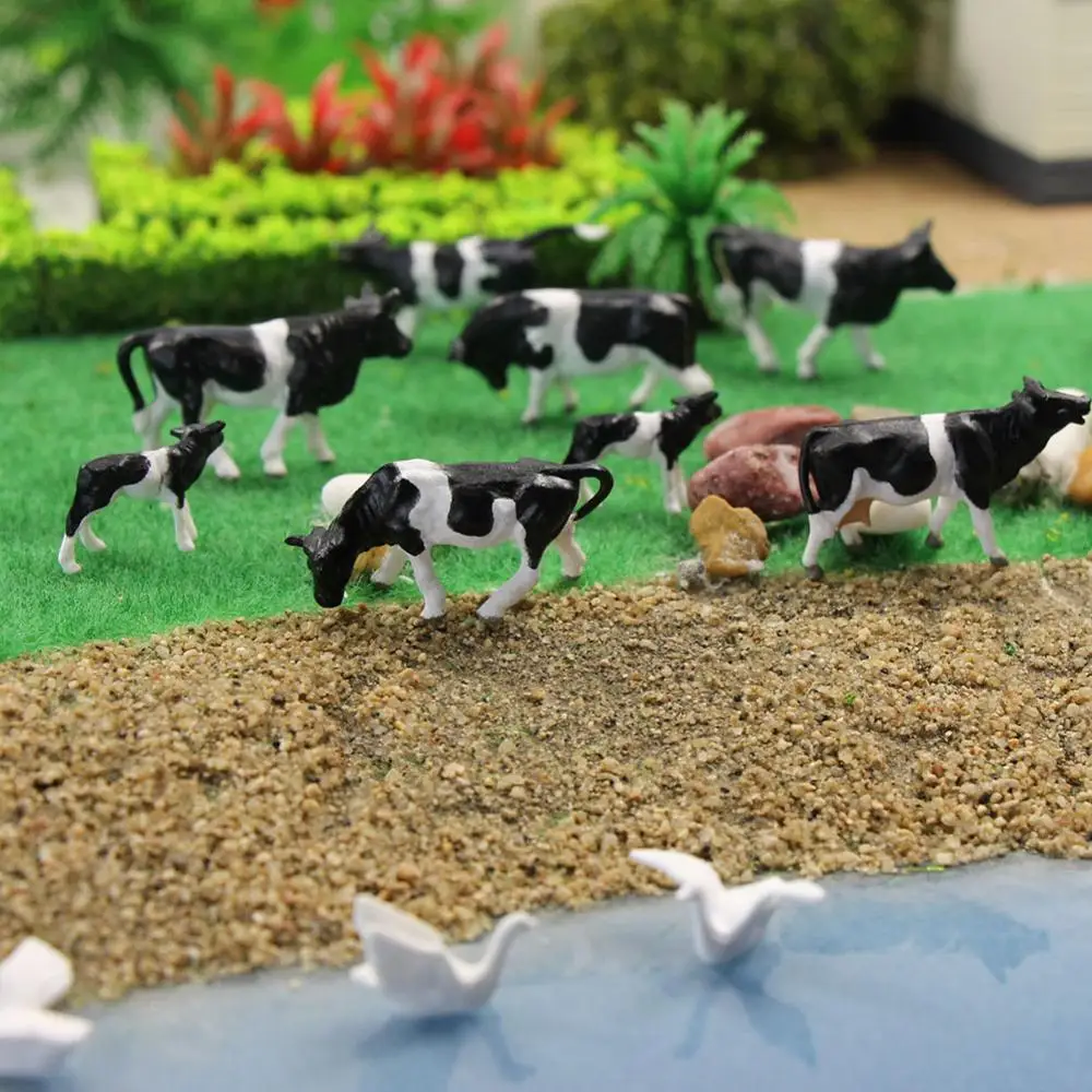 32pcs HO Scale 1:87 Painted Farm Animals Cows 8 Different Poses Model Railway P8714