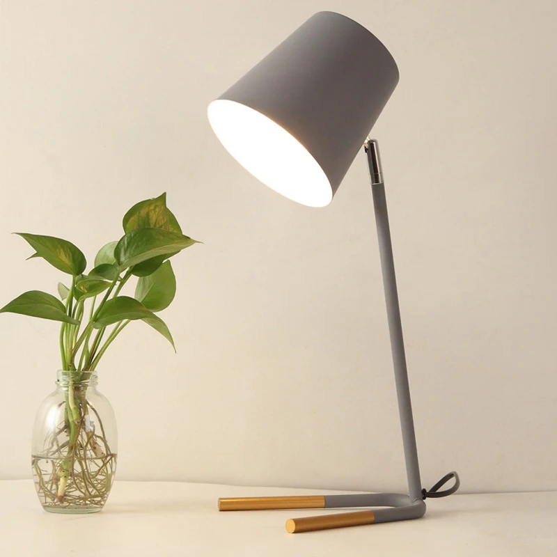 Imagem -04 - Nordic Simples Ferro Led Abajur Moderna Campo Desk Lamp Preto e Branco Estudo Quarto Salão Livraria Hotel Leitura E27