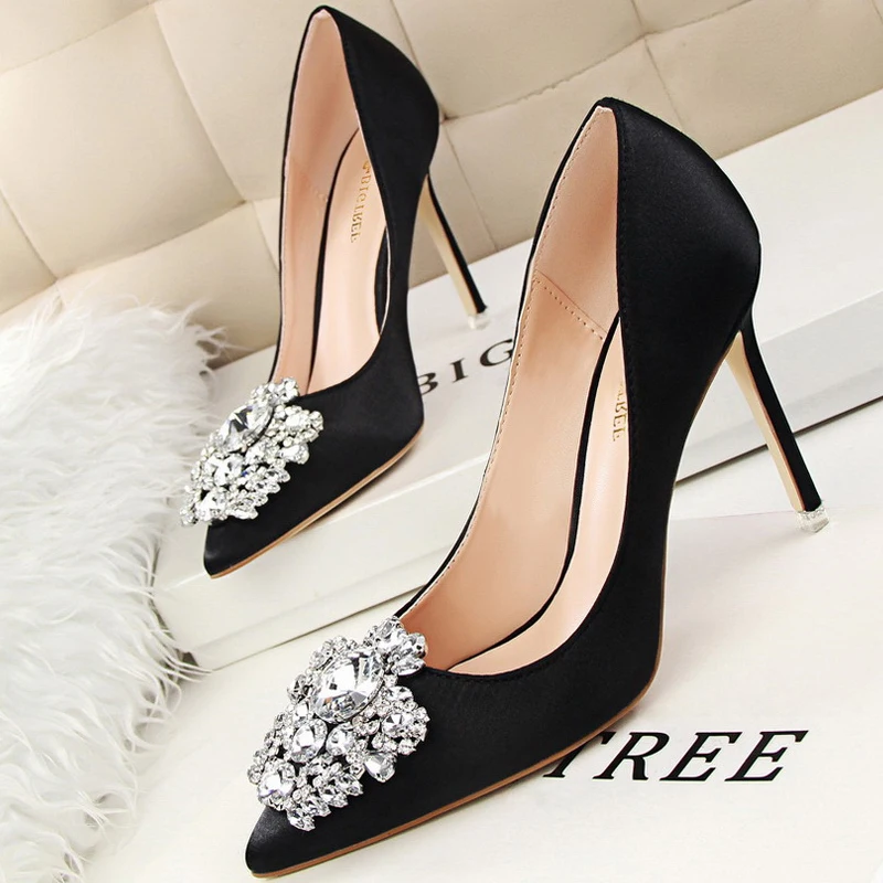 BIGTREE Kitten Heels Metal Rhinestones Woman Pumps Wedding Shoes High Heels Shoes Gold Silver Sexy Party Shoes Large size 43