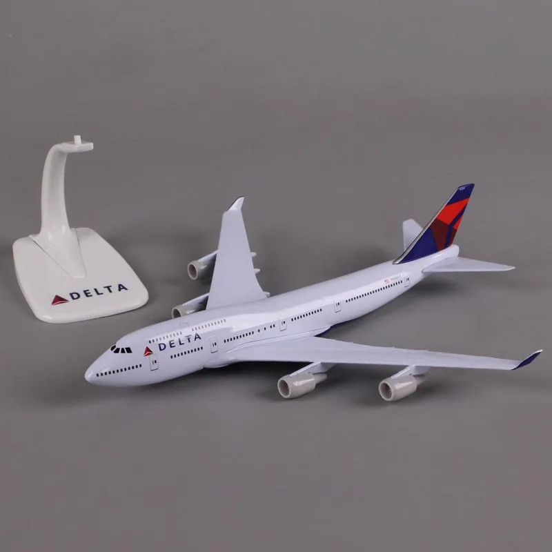 

20cm Delta Airlines B747 Diecast 1:350 Scale Aircraft Model Alloy Solid Alloy Decoration Gift Model Airplane Static Display