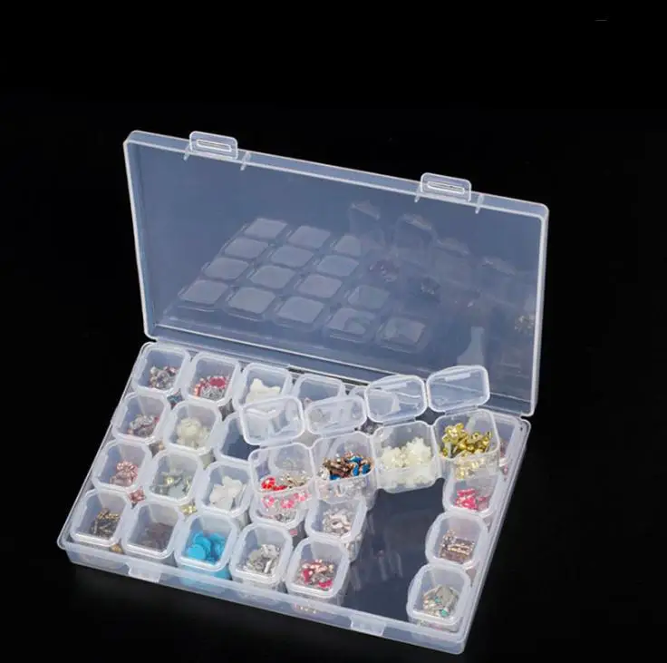 

DHL 100pcs 28 Slots Clear Plastic Empty Nail Art Decoration Storage Case Box Nail Glitter Container Nail Tool SN3369