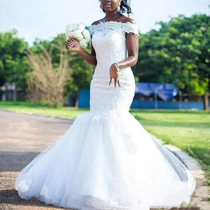 Vestidos africanos personalizados de sirena de encaje con hombros descubiertos, apliques de tren de barrido, mangas casquillo, vestidos de novia de boda de talla grande de tul