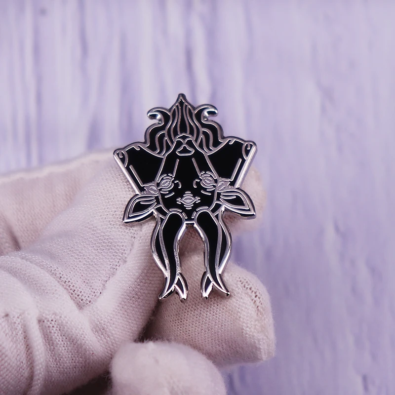 

The Call of Cthulhu Monster-Octopus Brooches Horrific Novel game Enamel Pin Badge Fashion Jewelry Decor for fan